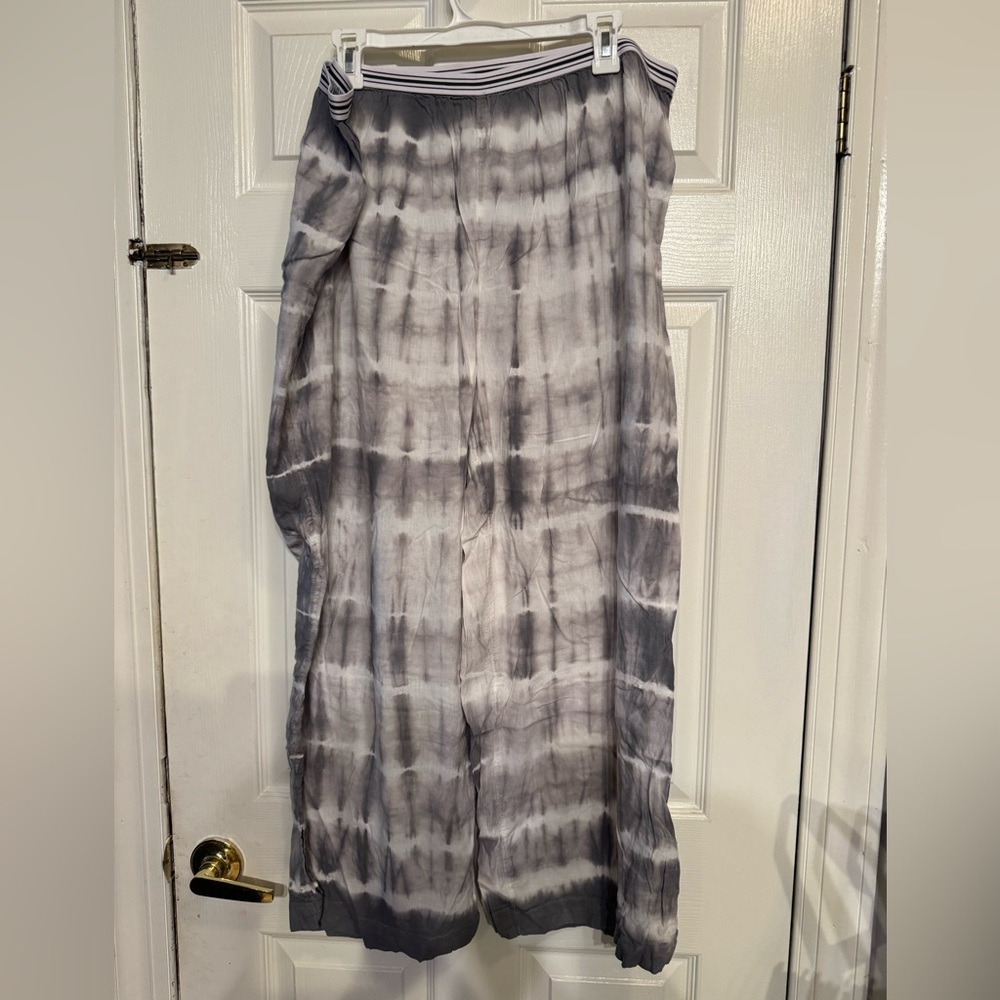 Old Navy  Gray Tie-Dye Wide-Leg Pajama Pants